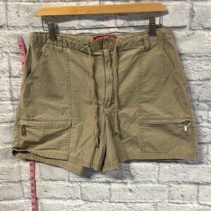 FLAWED | Gloria Vanderbilt khakis cargo shorts | size 14